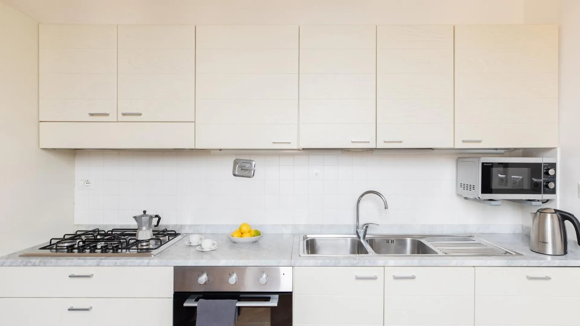 Apartament Hospitalityrome Doninzetti 20 Włochy